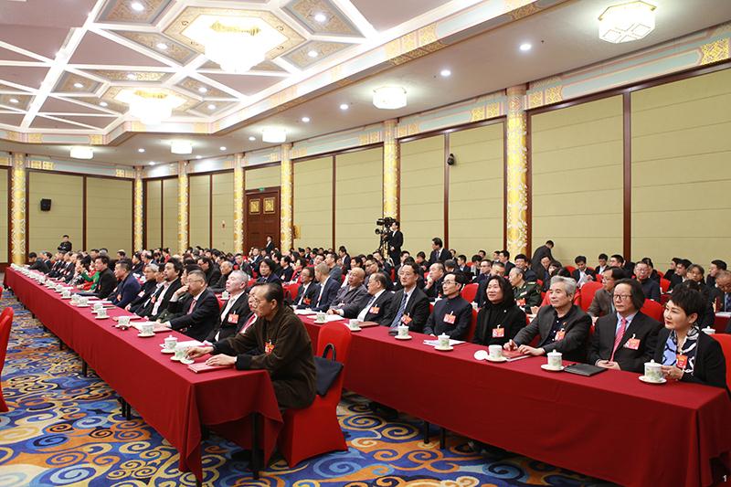 　　△联组会即将开始，这是会场场景。（央视记者张晓鹏拍摄）